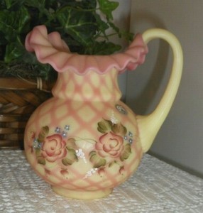 FENTON ART GLASS BURMESE DIAMOND OPTIC PITCHER 95TH ANNIV. DON FENTON