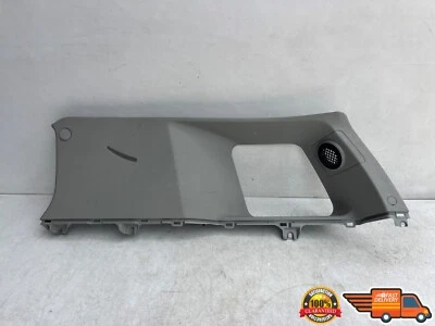 Toyota FJ Cruiser 2007-2014 cuarto de moldura de pilar superior trasero derecho OEM 62470-35050 Foto 1 de 4