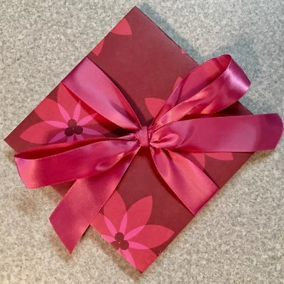 NUEVO HECHO A MANO Acordeón Foto Memoria Libro de Regalo con Corbata de Cinta. Rosa tropical Foto 1 de 4