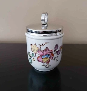 Porcelana floral vintage Wedgwood Inglaterra Swallow Egg Coddler - Imagen 1 de 2
