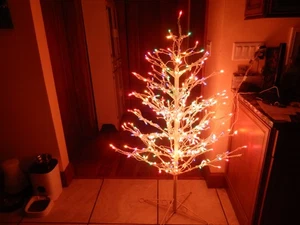 2004  Trim a Home 400  Multicolor Holiday Light Tree 4 Feet - Picture 1 of 11