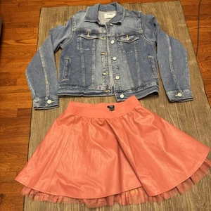 Girls Fashion Lot-Old Navy Jean Jacket + Forever 21 Girls PVC Leather Skirt Sz L - Picture 1 of 7