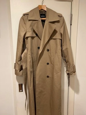 Gabardina de algodón premium Mango XS Foto 1 de 4