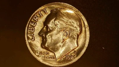 1985 D Roosevelt Dime Broad Struck Off Center Multiple Error Coin - Image 1 of 4