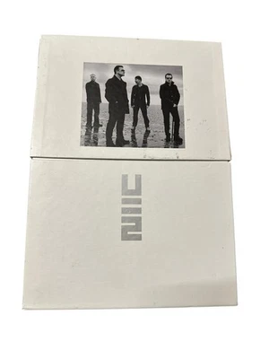 U2 No Line On The Horizon Limited Edition Box Set CD DVD Book Poster - Bild 1 von 3