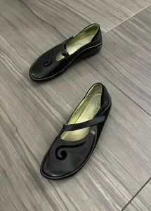 Zapatos Naot Cuero Mary Jane Correa Hoja Negro Azul Puntadas Mujer 10/10.5 EU 41 - Imagen 1 de 24