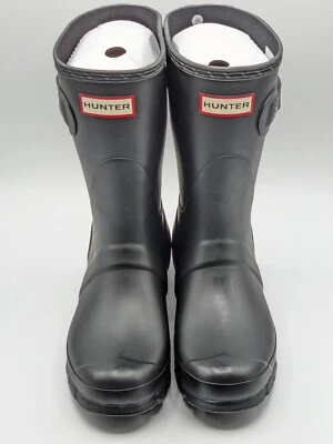 Hunter Original Short-O Boot Women's Waterproof Rain & Farm Boots Matte Black 9 - Image 1 of 4