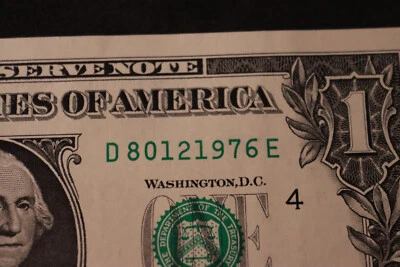 ONE DOLLAR FANCY BIRTHDAY/ANNIVERSARY NOTE [AUG 12, 1976]  SN # D 80121976 E - Image 1 of 3
