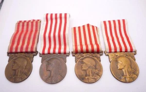 France / french 4 x ww1 commemorative war medals 1914 - 1918 - different makers - Picture 1 of 8