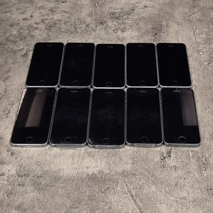 Restposten 10x Apple iPhone 5s, iPhone SE 1. Gen (2016) - Vodafone EE gesperrt - Bild 1 von 2
