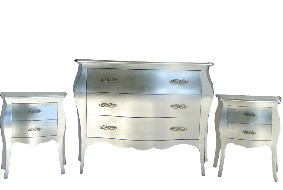 Trittico con comò bombato barocco foglia argento e 02 comodini in legno massello - Immagine 1 di 3