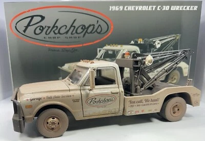 ACME 1/18 Scale 1969 CHEVROLET C-30 WRECKER “PORK CHOP VERSION”Very Detailed - Image 1 of 4
