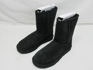 UGG 1016223 Women's Classic Short II Sheepskin Boots in Black - Size 8 - Picture 1 of 7