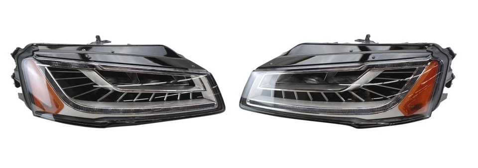Hella Set of Front Left and Right Headlight Assemblies for Audi A8 Quattro S8 - Image 1 of 1