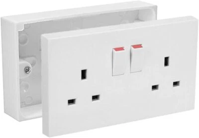 CED AXIOM 2 GANG DOUBLE 13A WALL SWITCH SWITCHED SOCKET PLUG AND BOX WHITE PLASTIC SQUARE