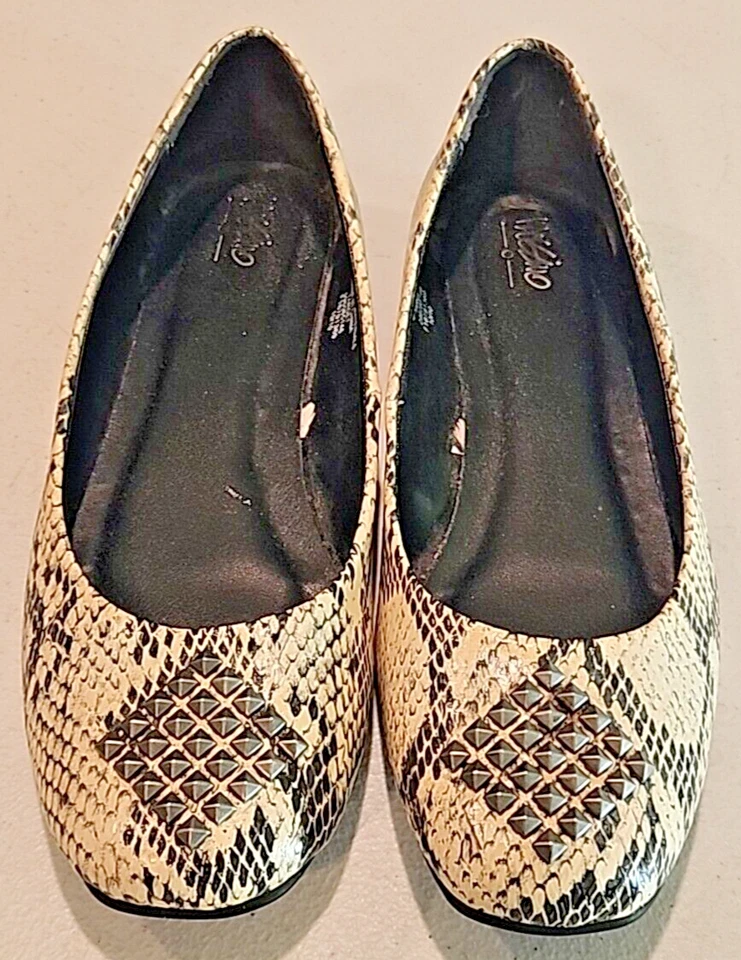 Pisos de ballet con tachuelas con estampado de serpiente Mossimo talla 6 Foto 1 de 4