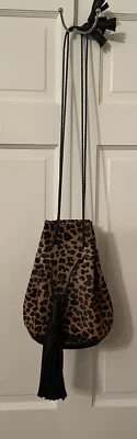 Wendy Nichol leopard print pony hair & leather bullet bag w/ tassels SOLD OUT Foto 1 de 3