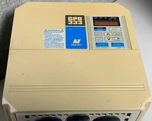 MAGNETEK GPD 333 AC DRIVE 3 HP 3 PHASE 4.8 AMP 460 VAC MAX DS044 - Picture 1 of 6