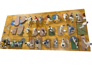 Konvolut 26 McFarlane SportsPicks MLB & NFL Figuren - lose, fehlende Teile, wie besehen - Bild 1 von 11