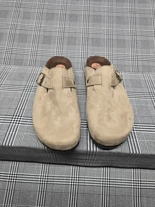 Women's Cliffs Brown Clog Shoe Size 7.5 Brand New - Picture 1 of 5