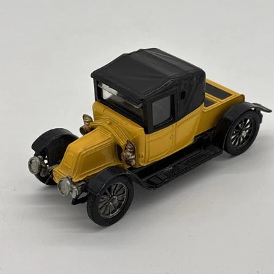 Corgi Classics 1910 Renault 12/16 in Yellow Made In Great Britain - Image 1 of 4