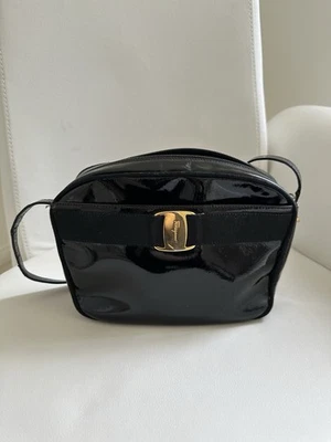 Salvatore Ferragamo Shoulder Bag Enamel Black Gold - Image 1 of 4