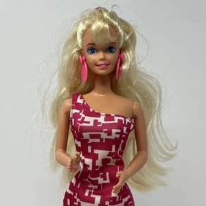 Paint n Dazzle Barbie Puppe blonde Haare mit Ohrringen und Ring - Bild 1 von 19