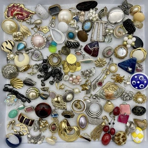 Single Earring Lot 100 pc Vintage Clip on Screw Back Rhinestone Craft Repurpose - Picture 1 of 5