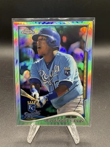 2014 Topps Chrome - Salvador Perez #154 Refractor - Picture 1 of 1