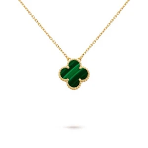 BNIB Van Cleef & Arpels Alhambra Malachite Pendant Necklace in 18k Yellow Gold - Picture 1 of 16