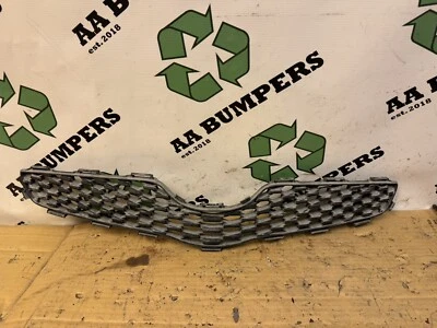 TOYOTA YARIS 2006 - 2011 FRONT BUMPER TOP UPPER CENTRE GRILL 53111-0D230 - Image 1 of 3