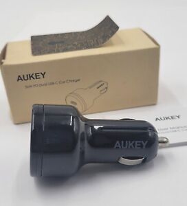 Black aukey Iphone car charger aukey  4xl dual 18w pd 