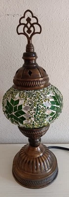 Lámpara de mesa hecha a mano de mosaico de vitral verde luz turca marroquí SIN CAJA  Foto 1 de 4