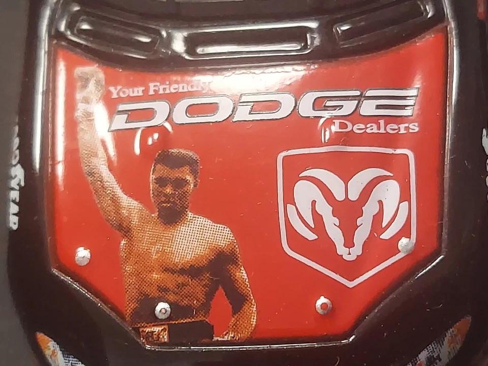 Dodge Action Racing #9 Bill Elliott Muhammed Ali 2000 de colección variante muy buen estado 1:64 Foto 1 de 4