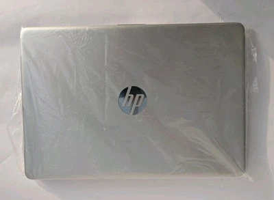 Laptop HP 14-CF2518SA 14 pulgadas plateada Intel Pentium Gold 6405U 4 GB Ram 128 GB Foto 1 de 4