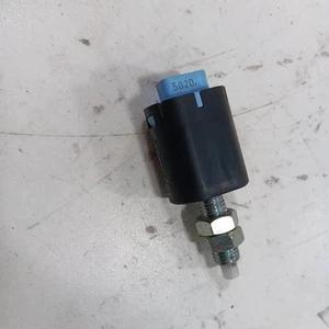 Subaru Outback Legacy Brake Pedal Switch 2018 2017 2016 2015 - Picture 1 of 12