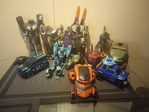 11 Transformers Animated Figures** LOT** Cover