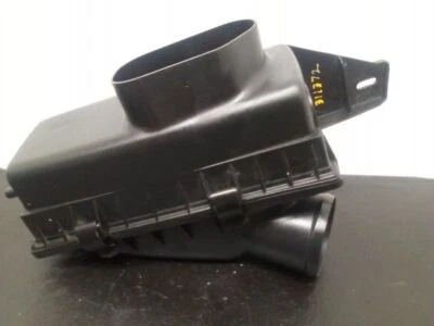 Caja de filtro de filtro de aire 96-00 Dodge Caravan OEM 04612225 Foto 1 de 4