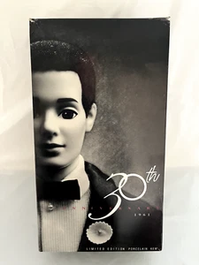 30th Anniversary,  1961 Ken, Porcelain Doll Mattel, 1110-9993  1991 - Picture 1 of 12