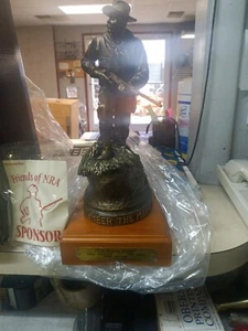 2005 NRA SAMMLER SKULPTUR "DER RAUE REITER" - Bild 1 von 4