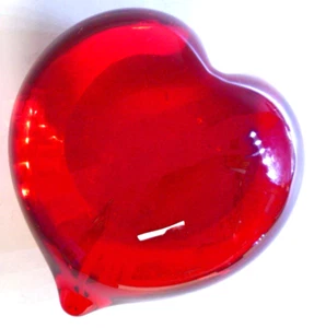 ✅ 🧡 Rot~Herz~Kristall~Glas~Briefbeschwerer~3 1/2 Zoll x 2 Zoll~mit flachem Boden - Bild 1 von 7