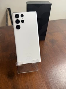 Samsung Galaxy S22 Ultra SM-S908B/DS - 256GB - Phantom White - Zdjęcie 1 z 6