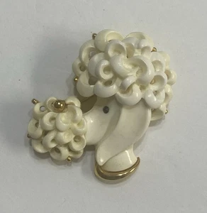 Vintage Monet goldfarbene französische Pudel Hundekopf Anstecknadel Brosche - Bild 1 von 7