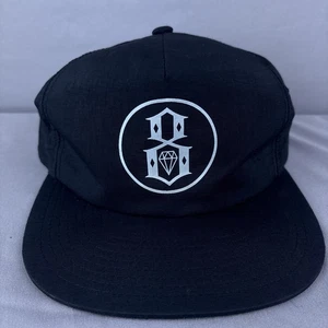 Cappello Rebel 8 Pagan Snapback Nero Regolabile Flat Bill Cap Taglia Unica - Foto 1 di 10