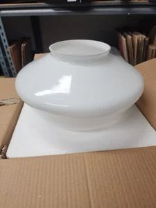 Globo de sombra vintage - 13" blanco para casa escolar - Modelo G537 - 5 3/4" - Imagen 1 de 7