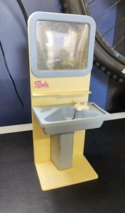 Vintage Pedigree Sindy Doll House Bathroom Sink Furniture 1970s Used Condition - Picture 1 of 8