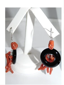 Orecchini Pendenti in Corallo Rosso di Argento 925 da Donna e con Onice Cerchi - Imagen 1 de 5