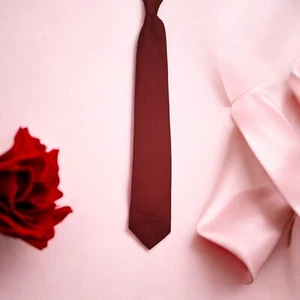 Oakton Ltd Red Slim Linen Neck Tie - Picture 1 of 5