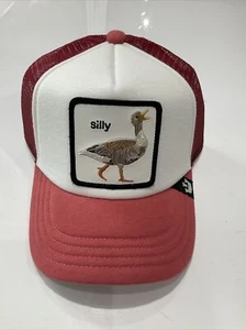 YOUTH SIZE Goorin Bros Silly Goose Red/White Trucker Hat - New With Tag - Picture 1 of 6