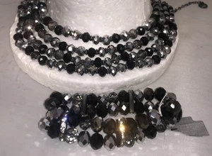Juego de pulsera collar Liz Claiborne negro y plateado con detalles brillantes - Imagen 1 de 7